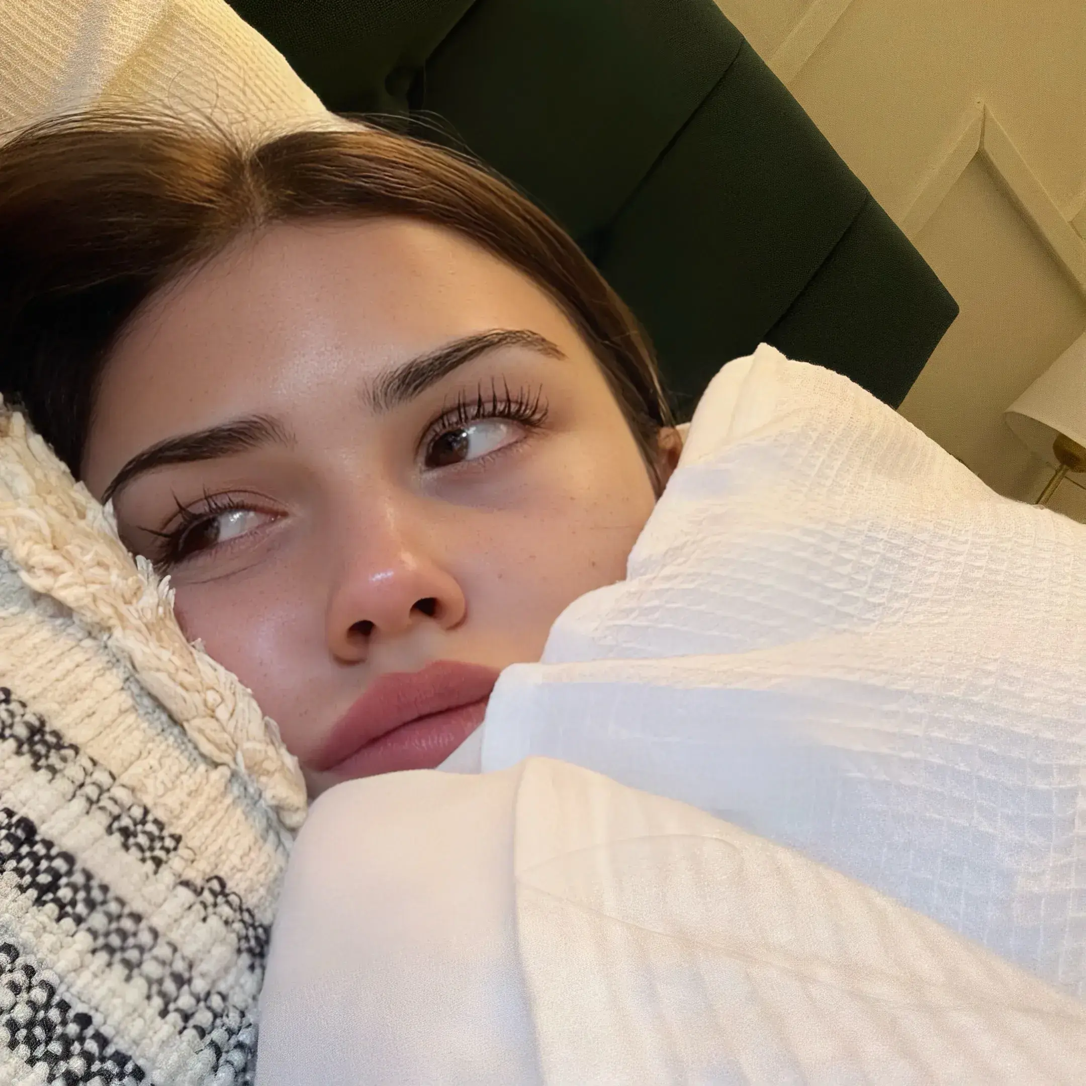 HumbleSofa6693의 Clara Vance