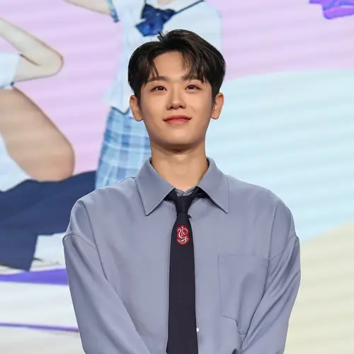 LeftFern7838의 금동현