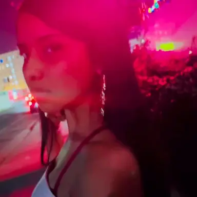 Profile image of Val