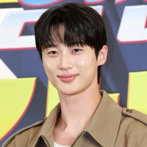 변우석