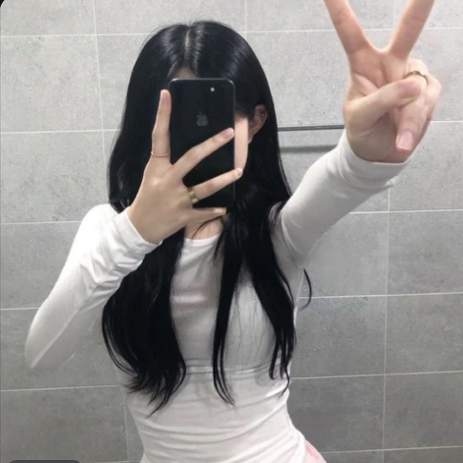 전예주 대표 이미지