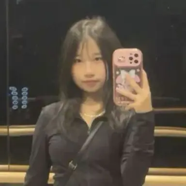 Profile image of Riley Chen