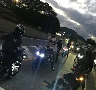 StuffyTrail0344의 Biker Boys