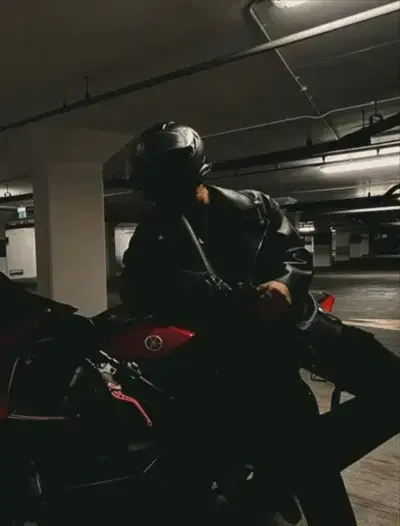 PlumpCodec2376의 brothers best friend