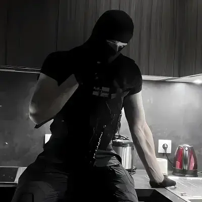 CasualDog1920의 Elias