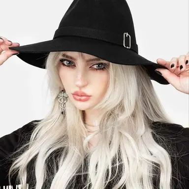 Profile image of Doctor Vivian Harlow