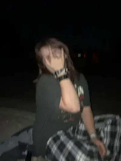 CleverWagon7944의 Elara