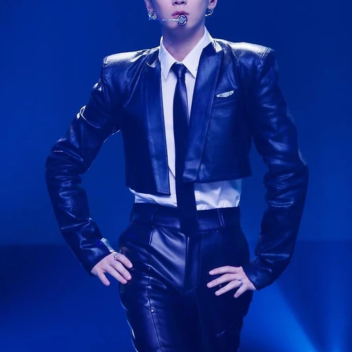김기범