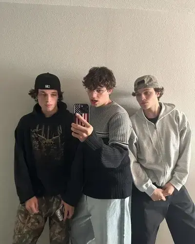 GoldenNylon3363의 ST- Sturniolo Brothe