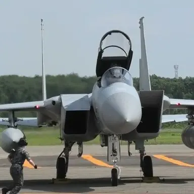 Profile image of F15