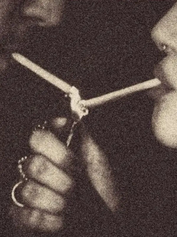 ahuuuuka191의 Cigar Kiss...