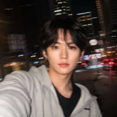 Profile image of Leeknow