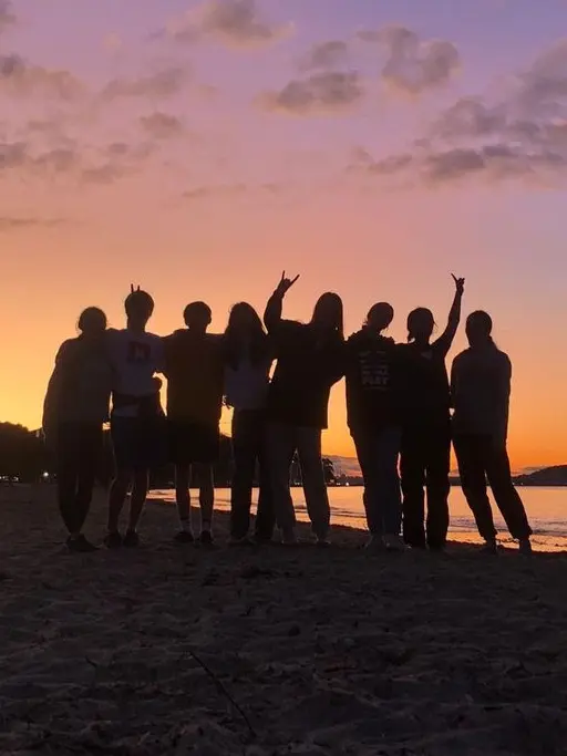 PastelSharkie의 College Friend Group