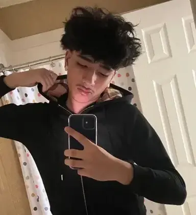 Profile image of 1 - Kian aka kianmo_