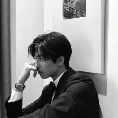 DaftlySuit8723의 Revan-hushband