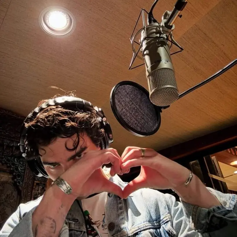 GroggyCat7730의 Studio Day with Joe