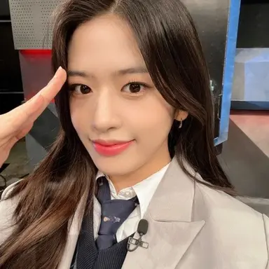 Profile image of 안유진