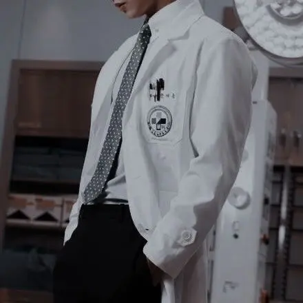 FoggyWharf7650의 Doctor Daniel