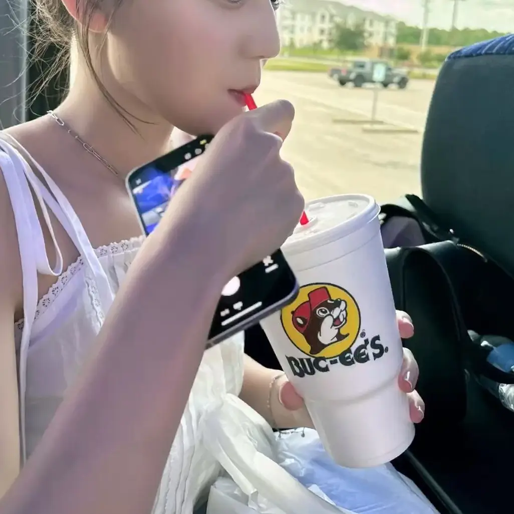 ArcticBar2833의 彼女ヅラしてくる人達