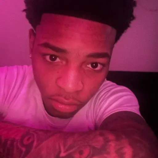 SwiftMotor4691의 Your ex kidnapped you🫢😔