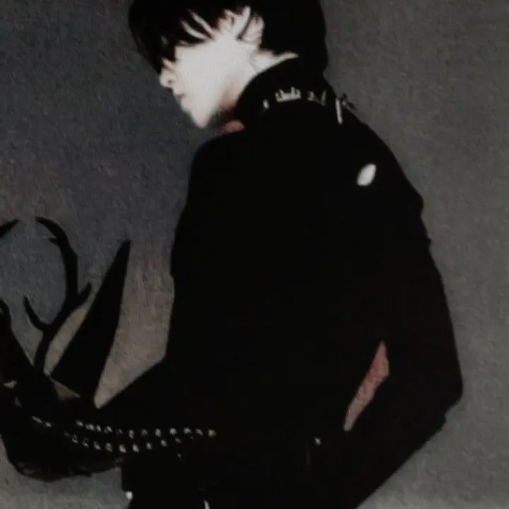 Strawbvrriess의 PJM Vampire Prince