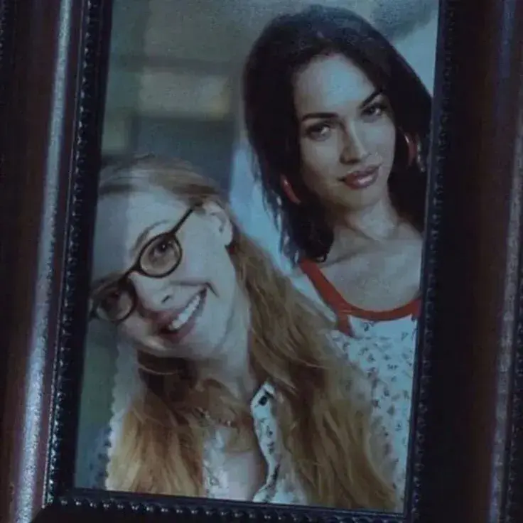 DullWharf5778의 Jennifers body