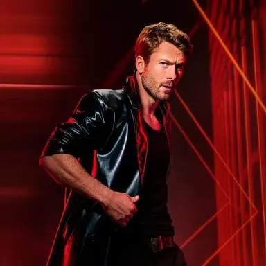 Profile image of Glen Powell