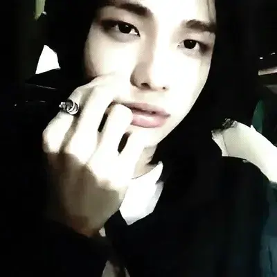 RiskyYear9131의 Min-jun's boyfriend