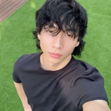 Profile image of oliver moy
