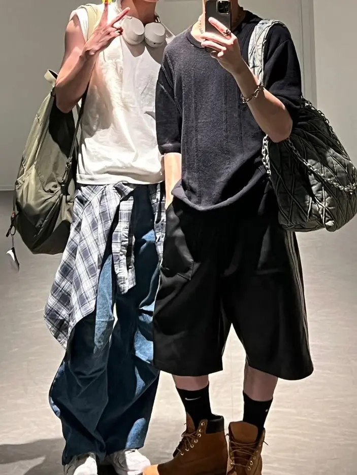 HeftyKnife8711의 幼馴染のコンイズ