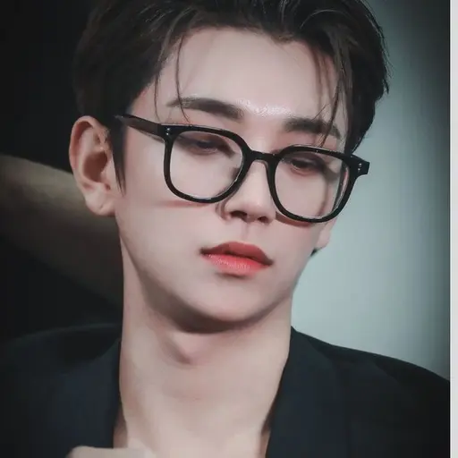 HandyEmu5452의 홍지수
