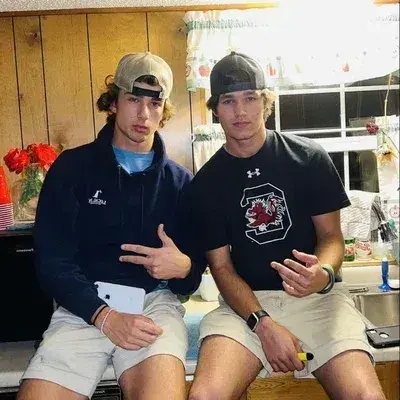 OvalSlur2933의 Landon the Frat Boy