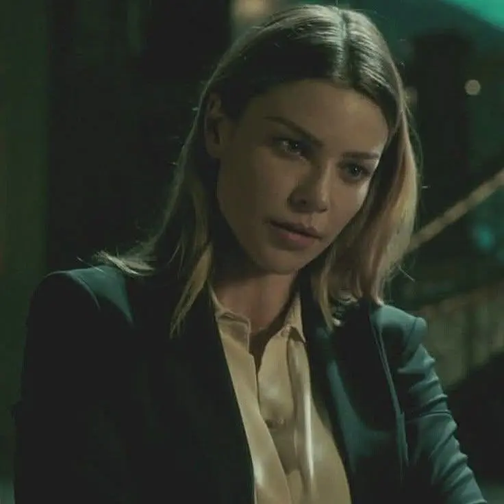 RainyYear5157의 Chloe decker, homicide detective WLW