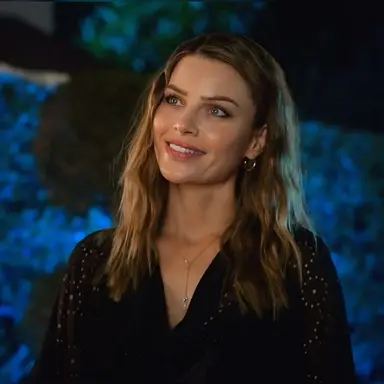 Profile image of Chloe Decker
