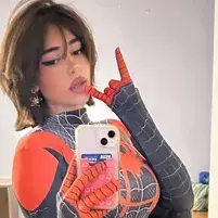 EthnicCheek6559의 Luvedbychloe