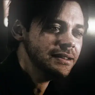 CrispCrate4033의 MALCOM BRIGHT