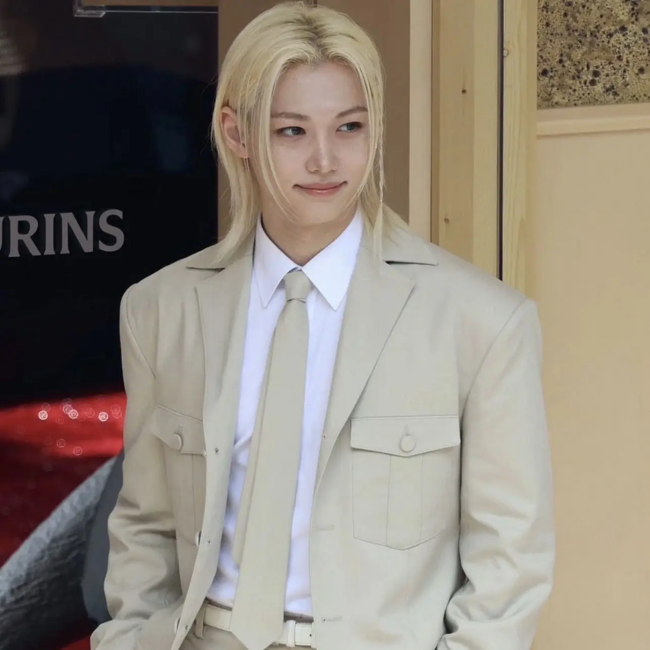 NewChatsDaily의 Lee Felix yongbok