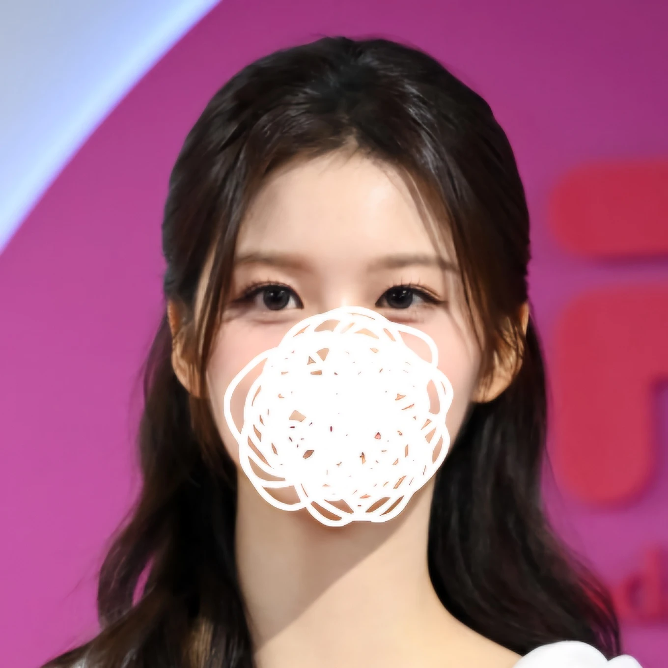 설윤