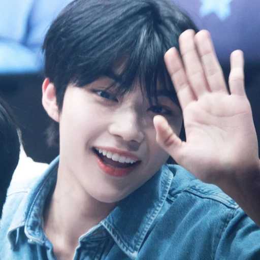 박건욱