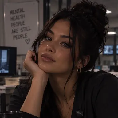 Profile image of Nina Alvarez