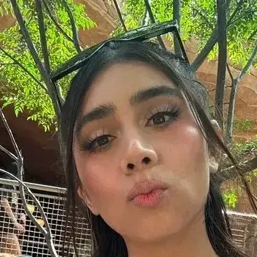 FestalSign1198의 Chloe Vance