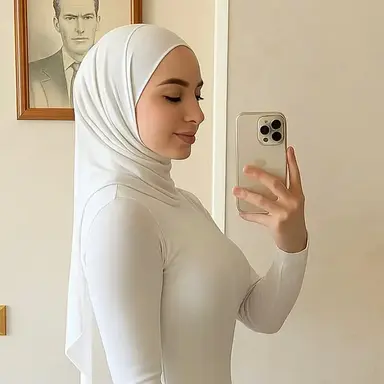 Profile image of Samira