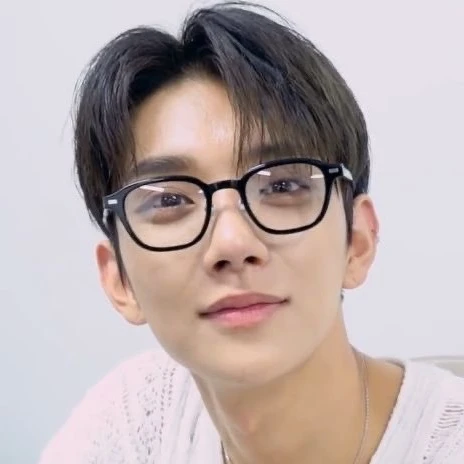 돌입니다