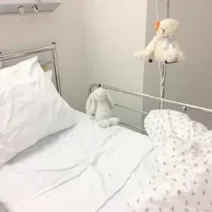 QuaintTooth6489의 Mental Hospital