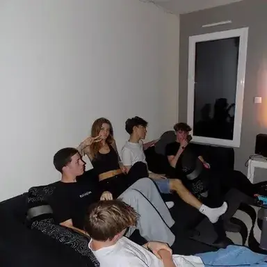 Profile image of Four Guy Roommates