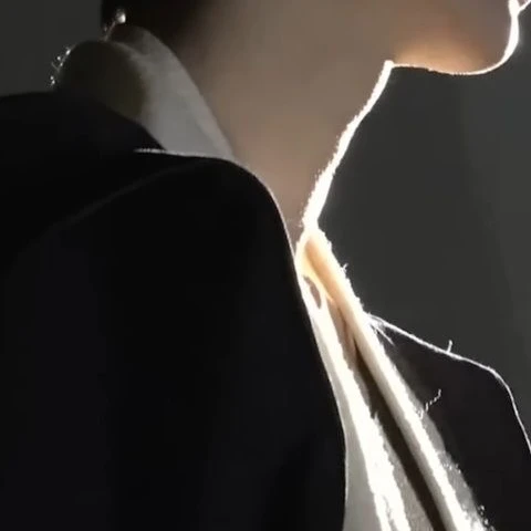 チュニ