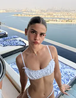 Profile image of Leah