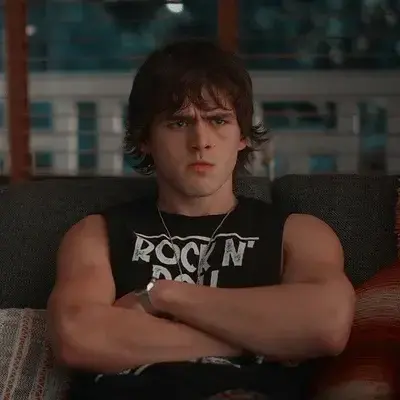 MerryCat1405의 Luke Patterson