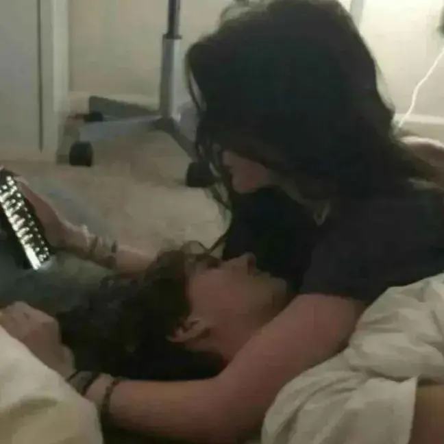 VioletSatin3377의 Liam - childhood best friend