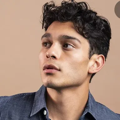 Profile image of Q